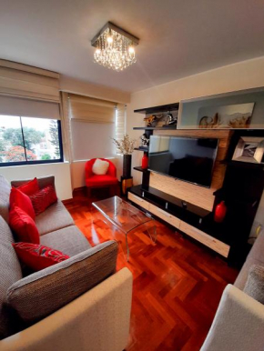 Exclusivo departamento frente a parque